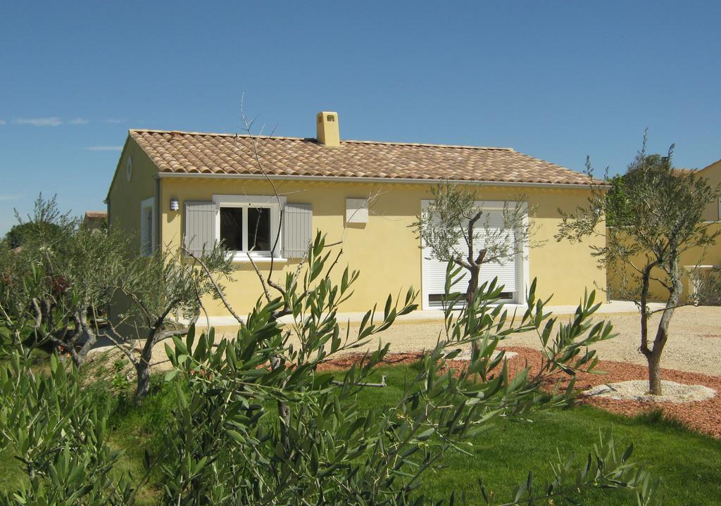 Willa Le Jardin Des Tourterelles Robion en Luberon Zewnętrze zdjęcie